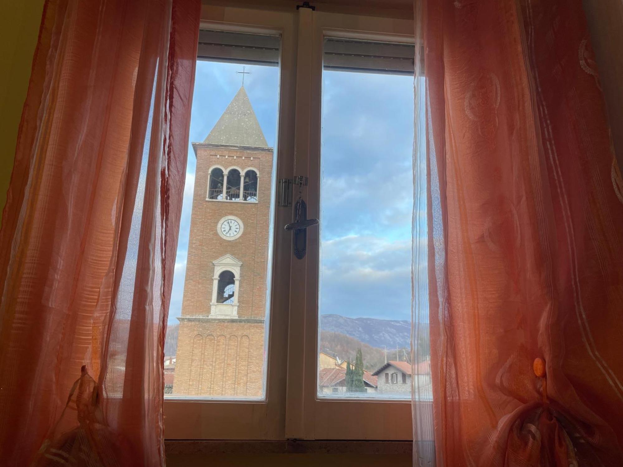 Al Campanile Centro Storico Ampio Luminoso E Panoramico Appartamento Trilocale Carsoli Zewnętrze zdjęcie